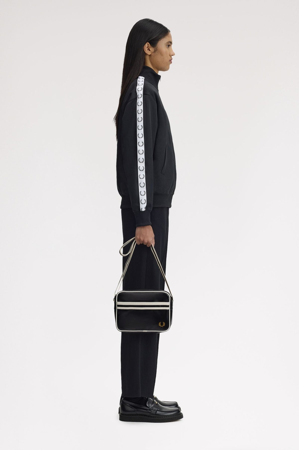 L2168 Classic Mini Shoulder Bag (Black / Ecru)