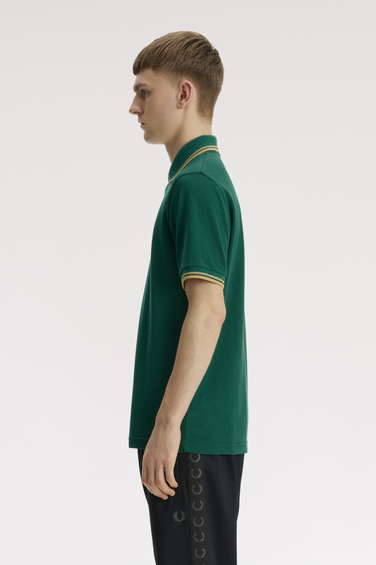 M12 The Fred Perry Shirt (Lawn Green / Champagne / Champagne)