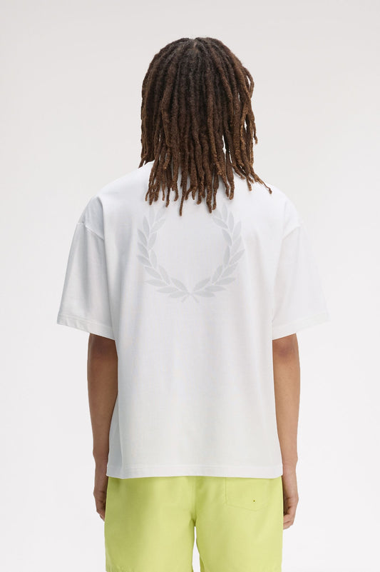 M2474 Back Print Laurel Wreath T-Shirt (Snow White)