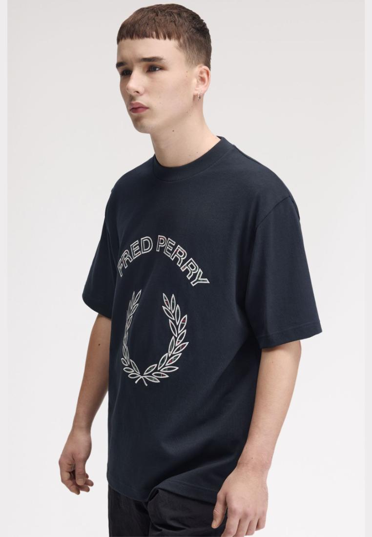 Fred Perry M3417 Tartan Appliqué T-Shirt (Navy)